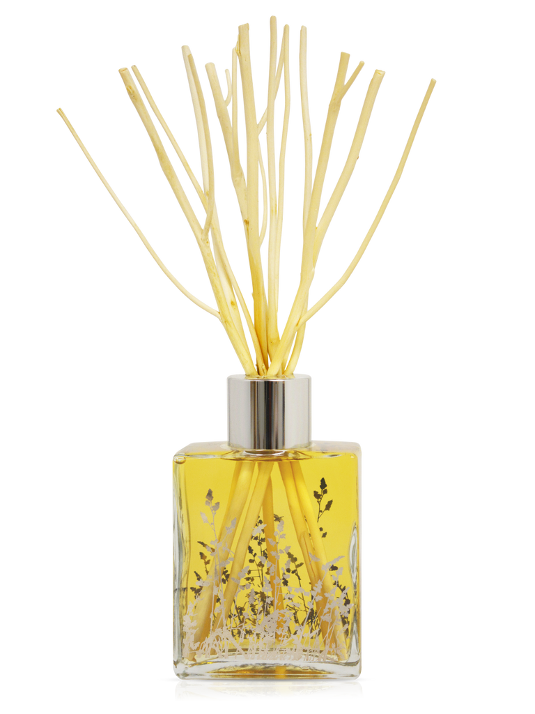 Freesia - 100% Pure Beeswax Candles Made in USA | Qualitas Candles 